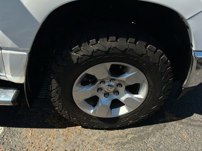 2021 RAM 1500 Big Horn Crew Cab 4x4 6'4" Box