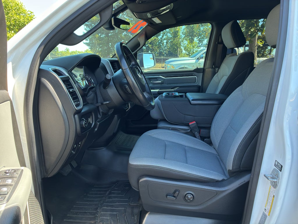 2021 RAM 1500 Big Horn Crew Cab 4x4 6'4" Box