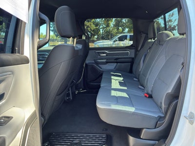 2021 RAM 1500 Big Horn Crew Cab 4x4 6'4" Box