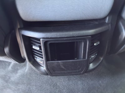 2021 RAM 1500 Big Horn Crew Cab 4x4 6'4" Box