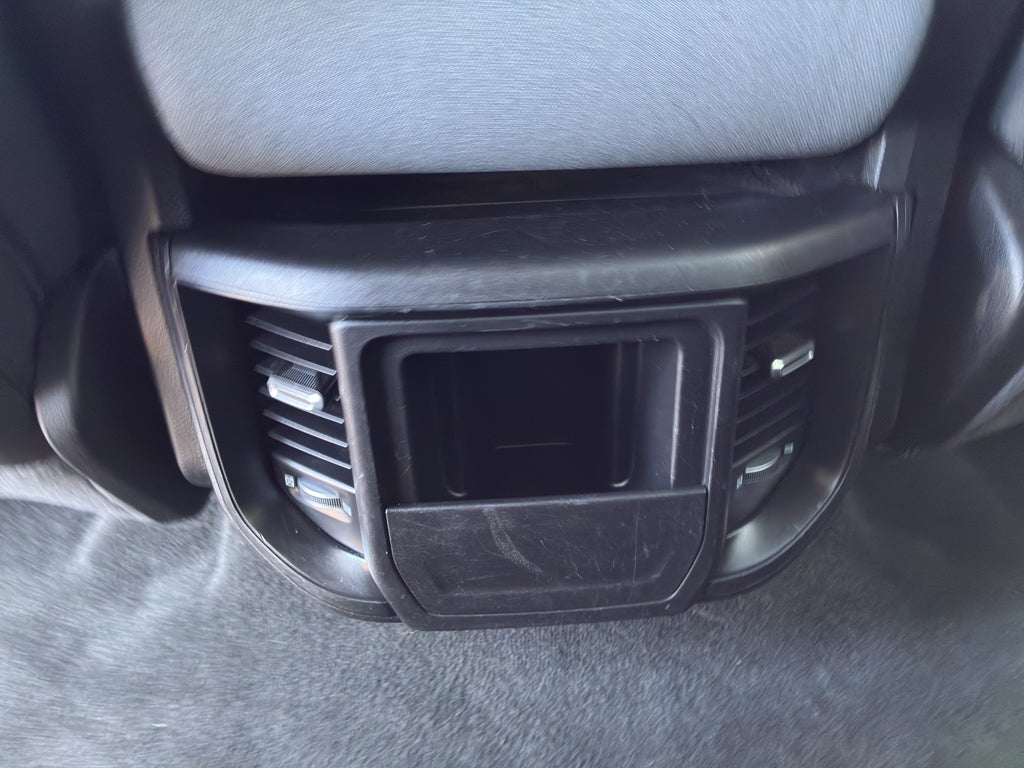 2021 RAM 1500 Big Horn Crew Cab 4x4 6'4" Box