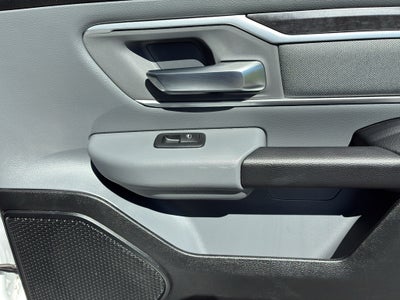 2021 RAM 1500 Big Horn Crew Cab 4x4 6'4" Box