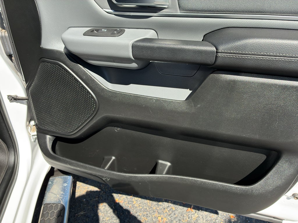 2021 RAM 1500 Big Horn Crew Cab 4x4 6'4" Box