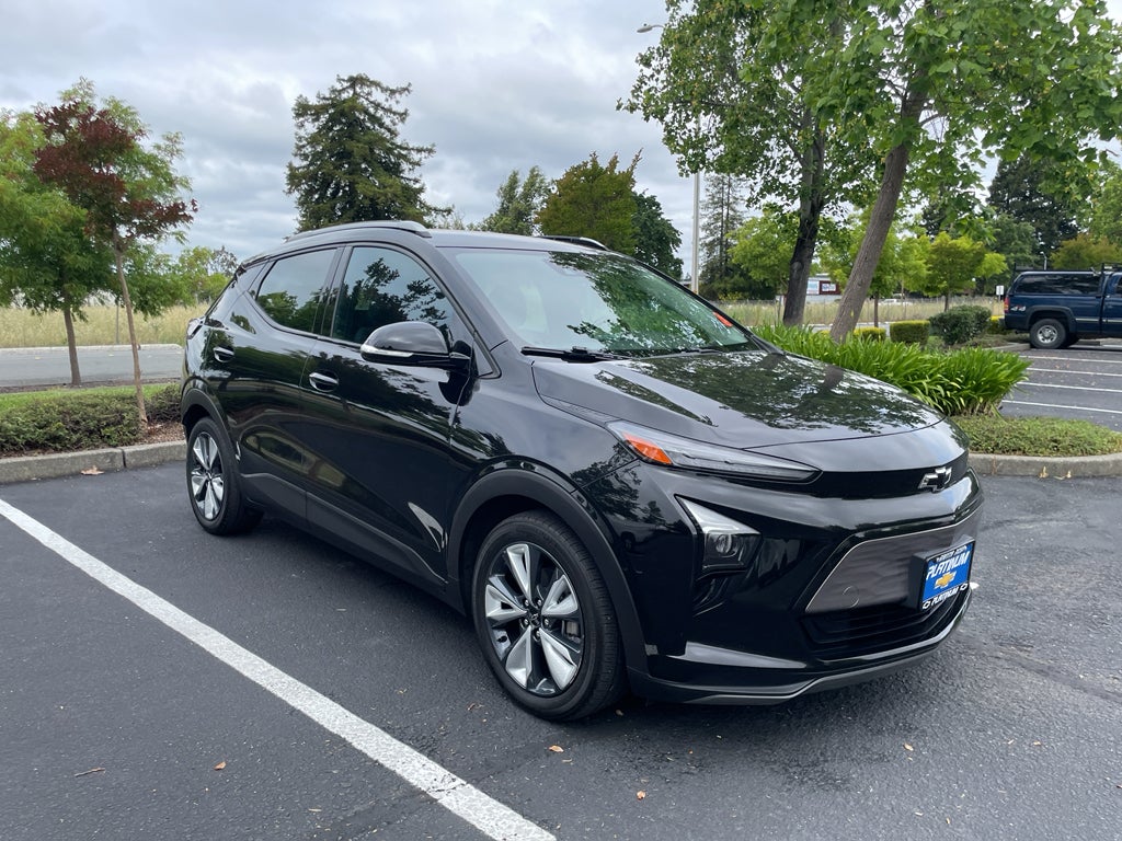 Used 2022 Chevrolet Bolt EUV LT with VIN 1G1FY6S00N4116598 for sale in Santa Rosa, CA