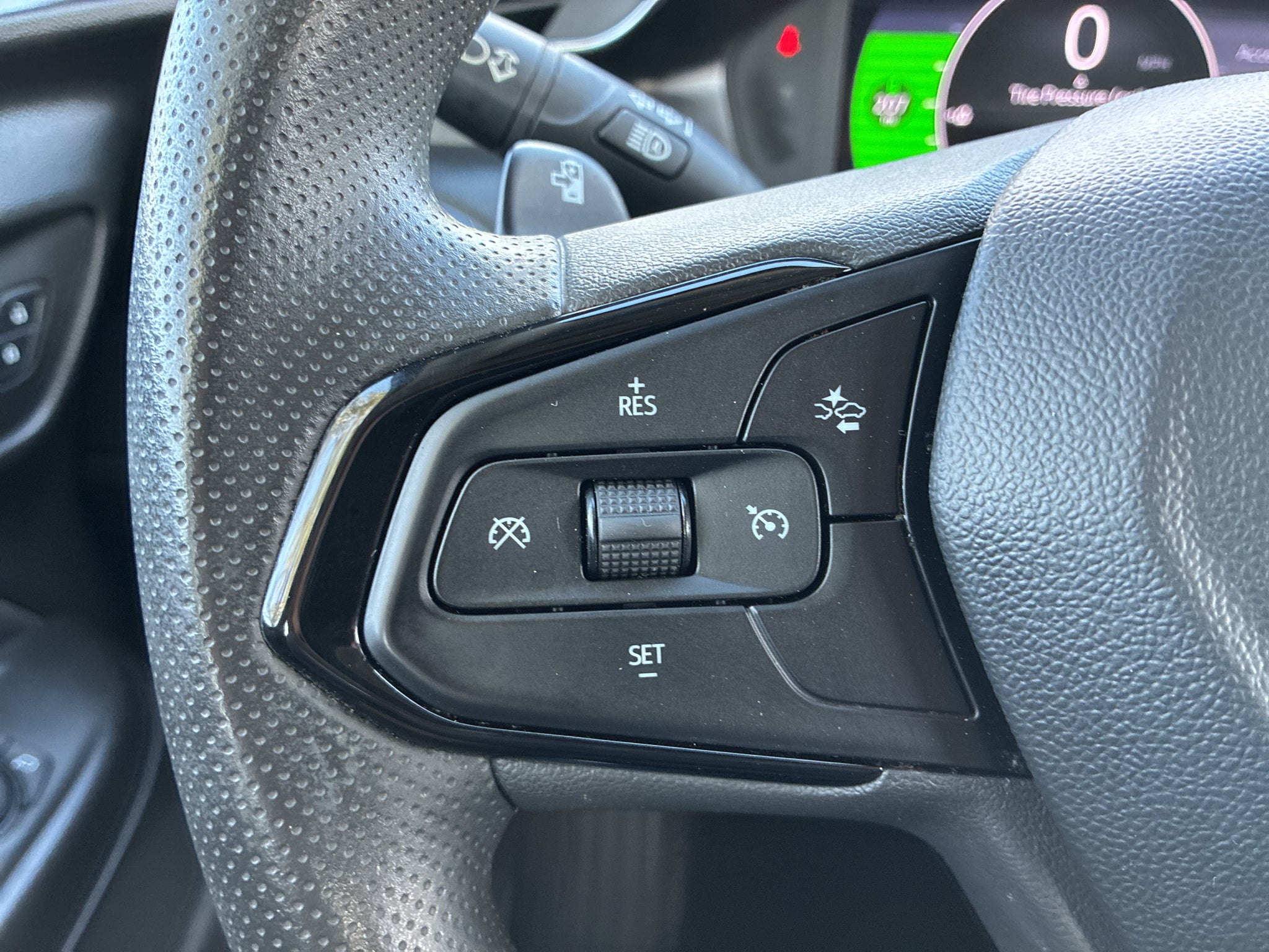 2022 Chevrolet Bolt EUV LT