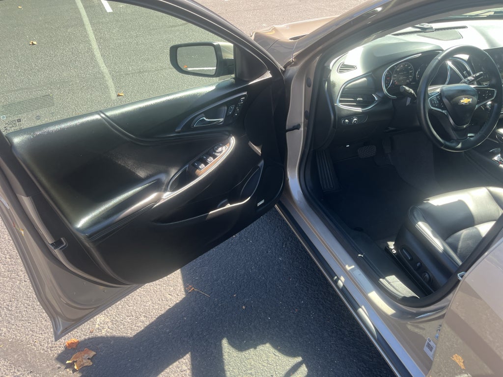 2024 Chevrolet Malibu 2LT