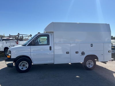 2024 Chevrolet Express Cutaway 3500 1WT
