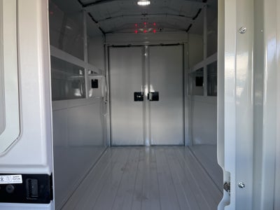 2024 Chevrolet Express Cutaway 3500 1WT