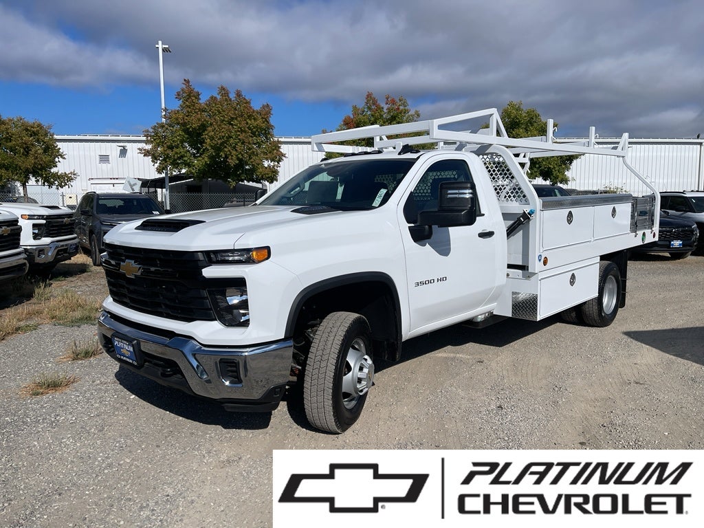 2025 Chevrolet Silverado 3500 HD Chassis Cab Work Truck