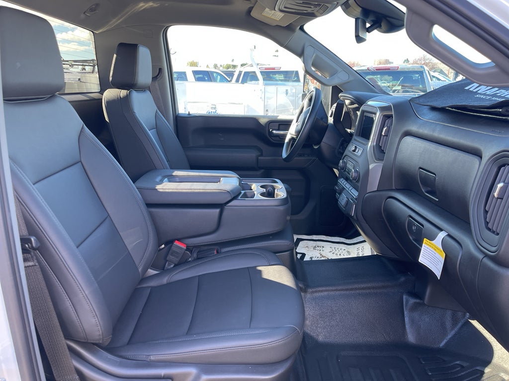 2025 Chevrolet Silverado 3500 HD WT