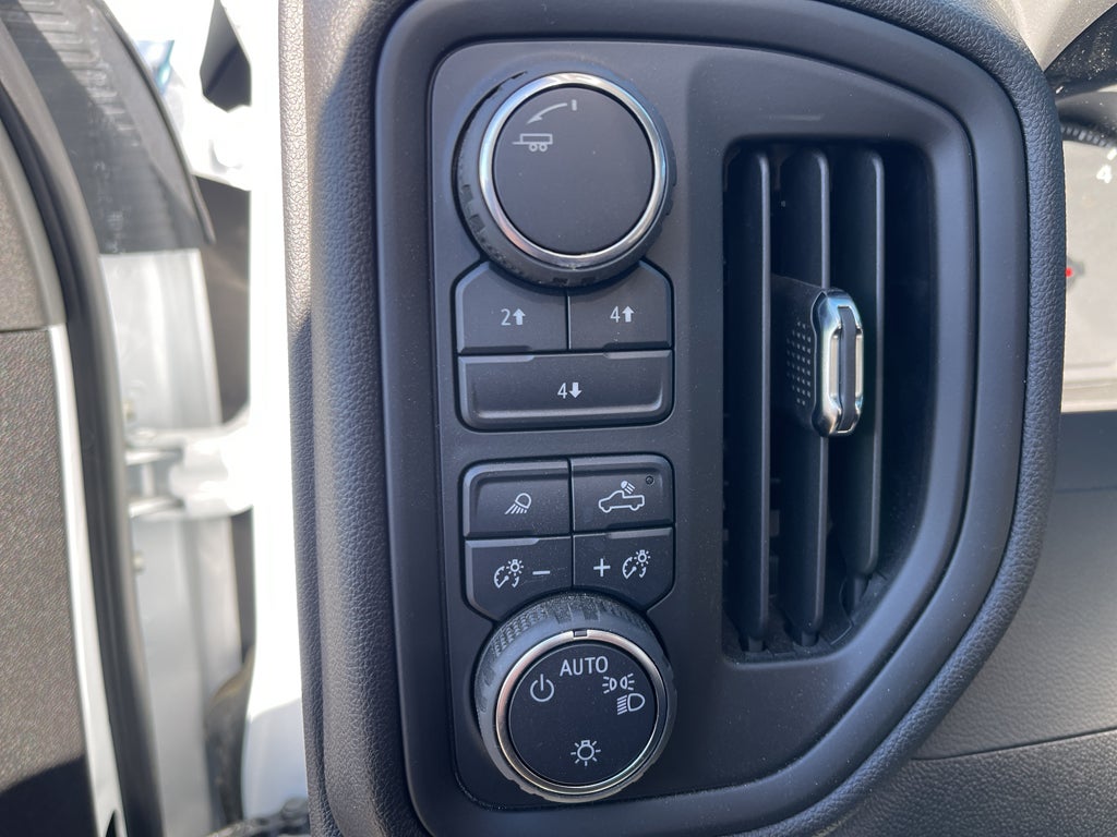 2025 Chevrolet Silverado 3500 HD WT