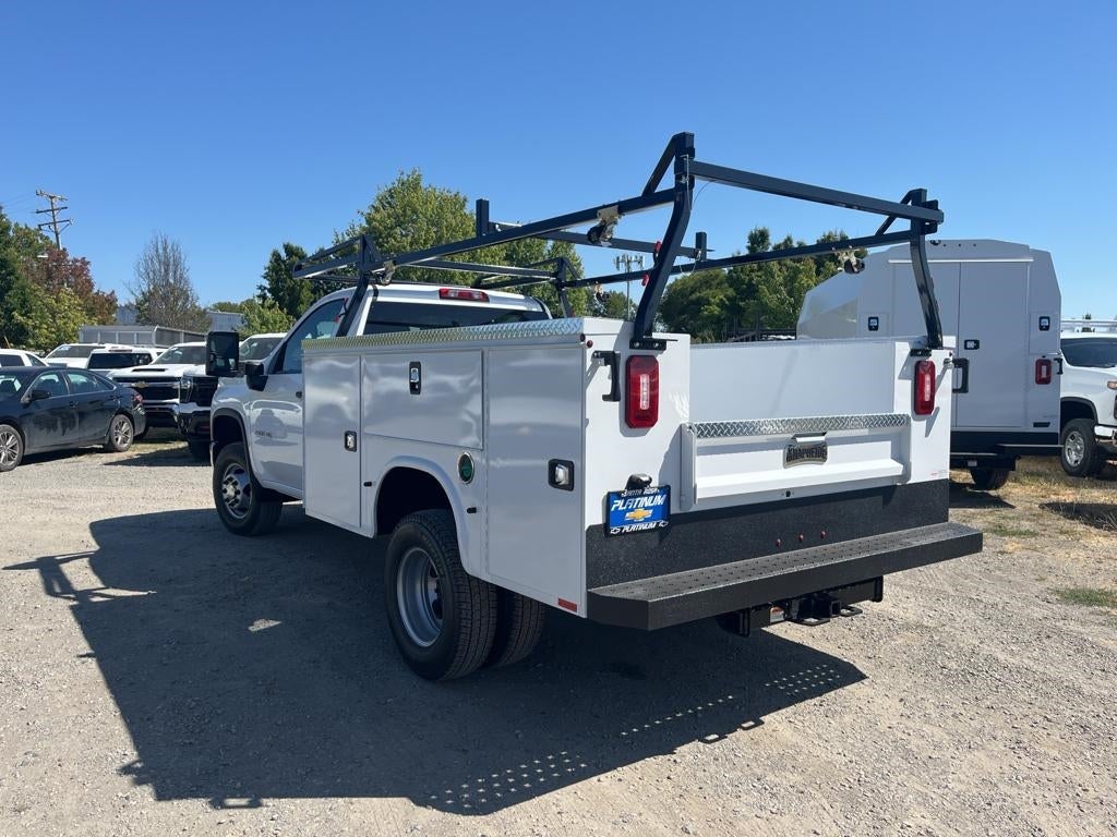 2025 Chevrolet Silverado 3500 HD Chassis Cab Work Truck