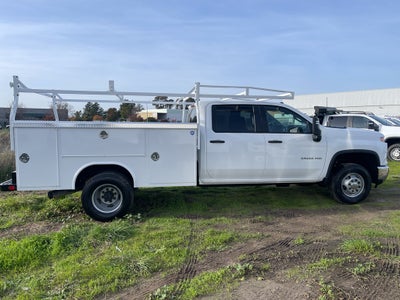 2025 Chevrolet Silverado 3500 HD Chassis Cab Work Truck