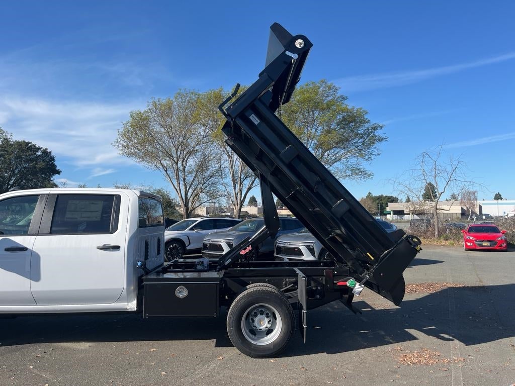 2025 Chevrolet Silverado 3500 HD Chassis Cab Work Truck