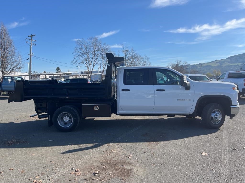2025 Chevrolet Silverado 3500 HD Chassis Cab Work Truck