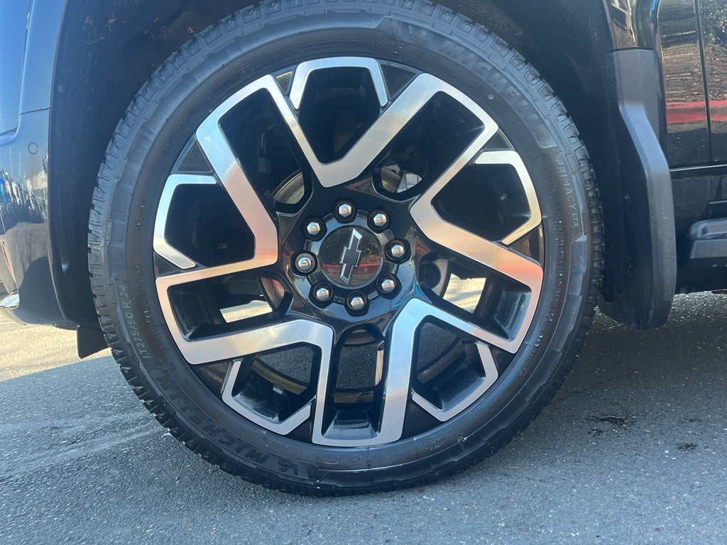 2024 Chevrolet Silverado EV RST