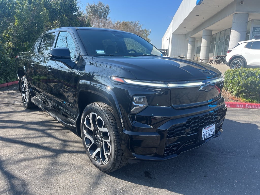 2024 Chevrolet Silverado EV RST