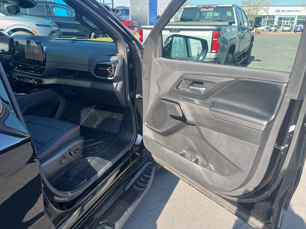 2024 Chevrolet Silverado EV RST