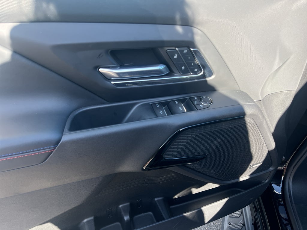 2024 Chevrolet Silverado EV RST