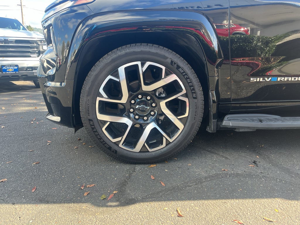 2024 Chevrolet Silverado EV RST