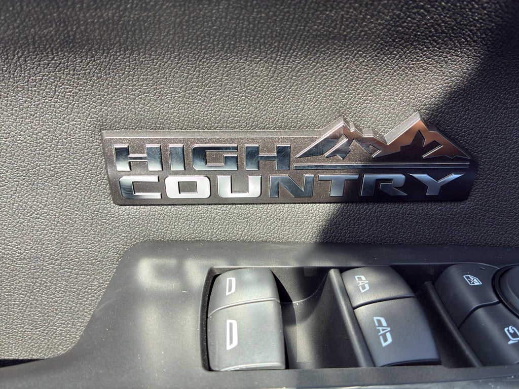 2025 Chevrolet Silverado 1500 High Country