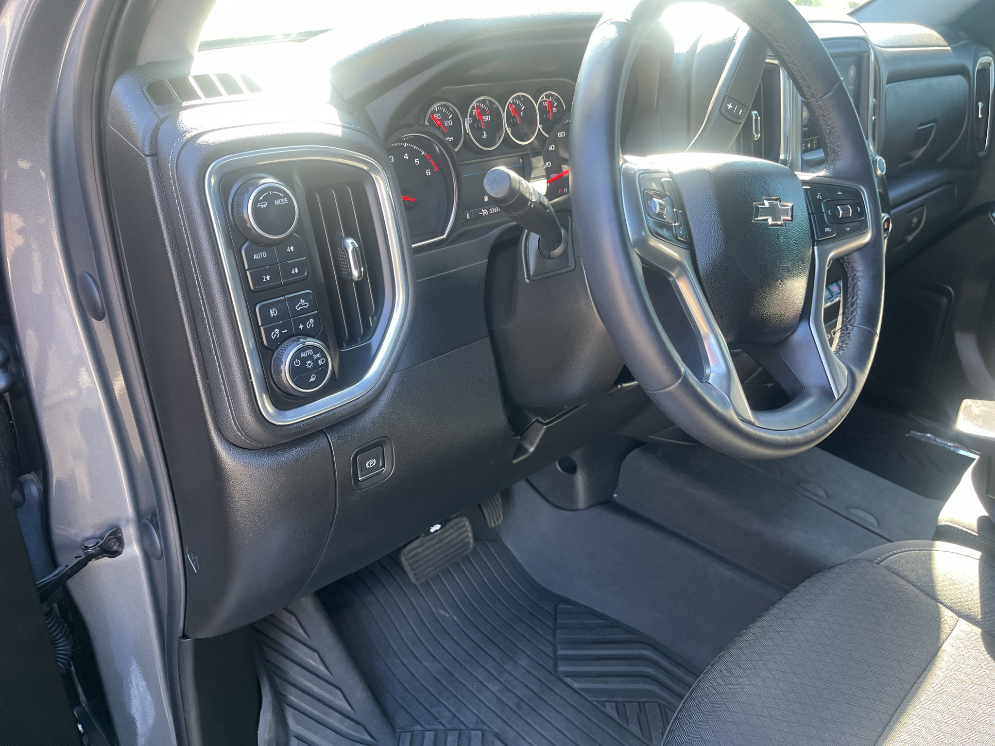 2022 Chevrolet Silverado 1500 LTD RST