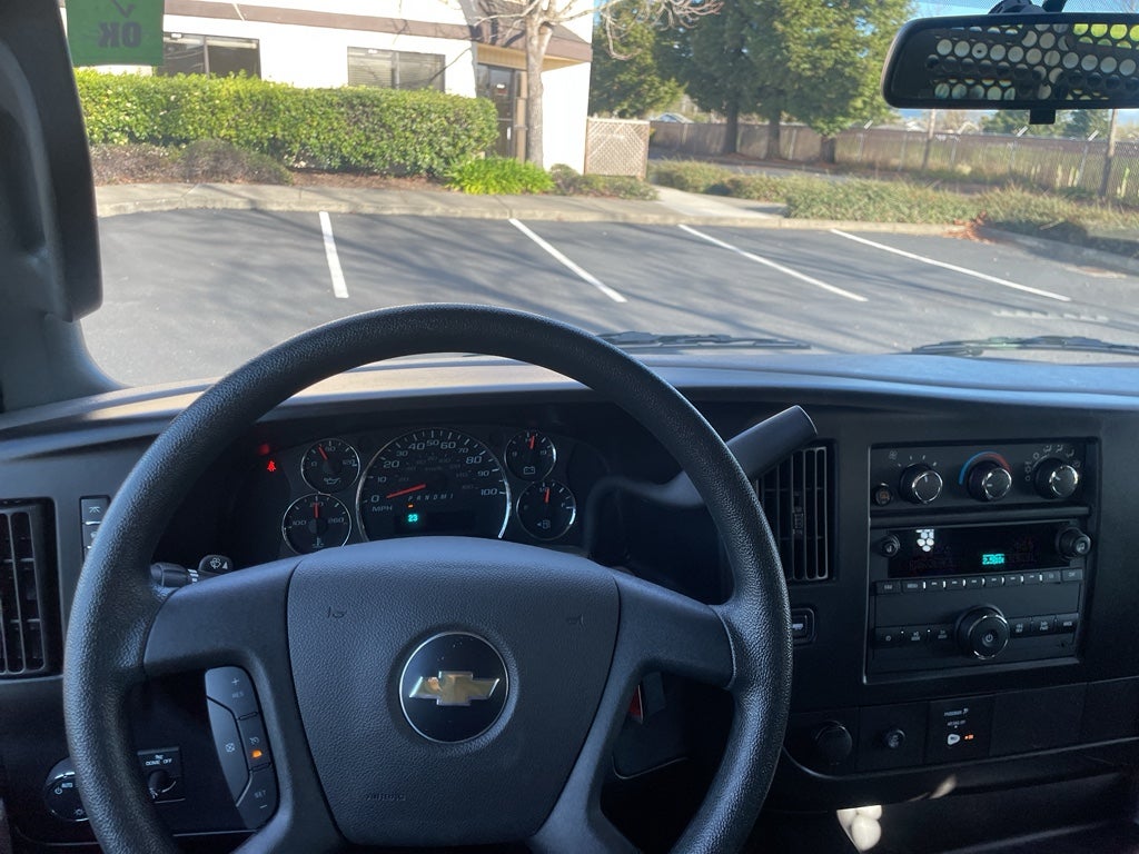 2024 Chevrolet Express Cargo 2500 WT