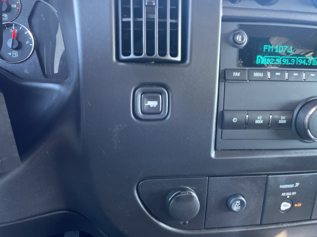 2024 Chevrolet Express Cargo 2500 WT