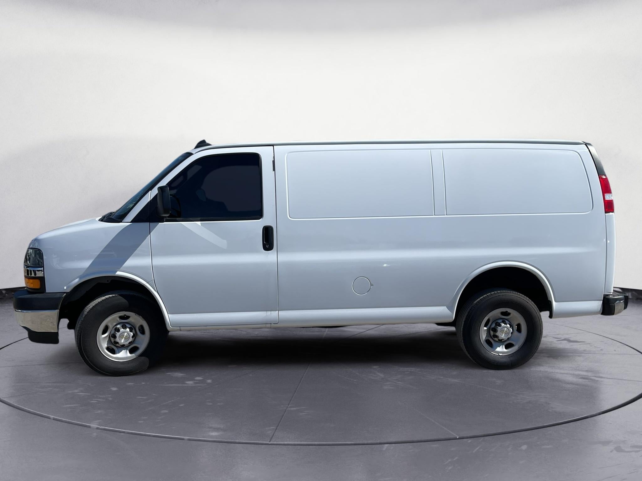 2023 Chevrolet Express Cargo 2500 RWD 2500 Regular Wheelbase WT