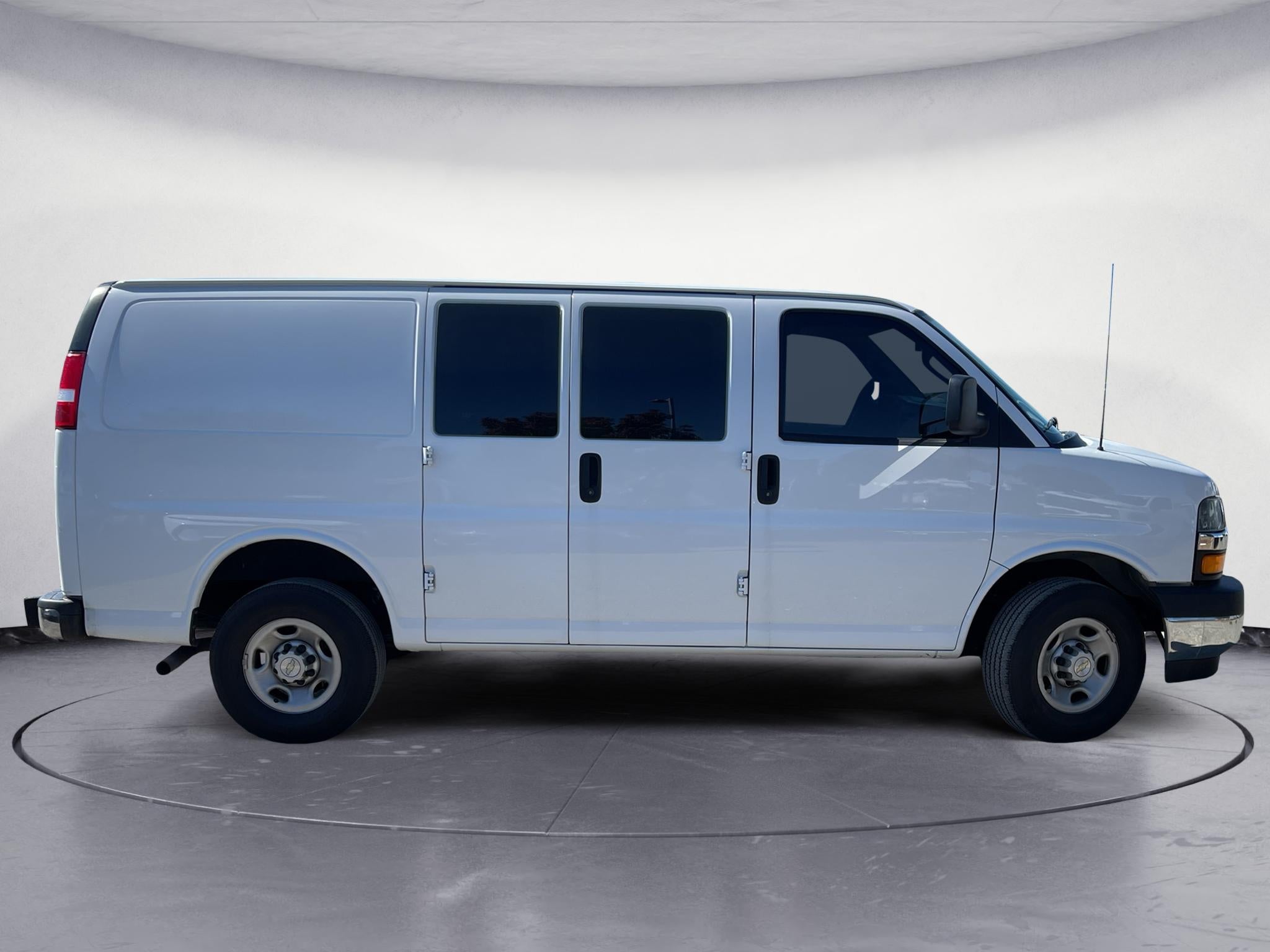 2023 Chevrolet Express Cargo 2500 RWD 2500 Regular Wheelbase WT
