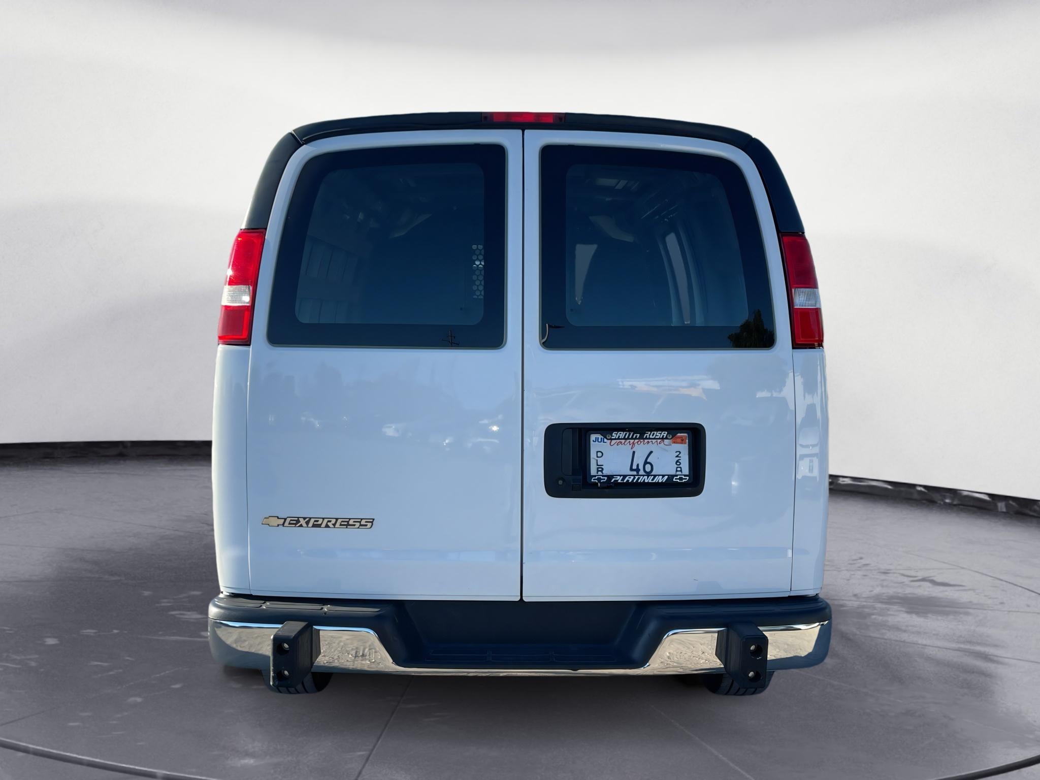 2024 Chevrolet Express Cargo 2500 WT