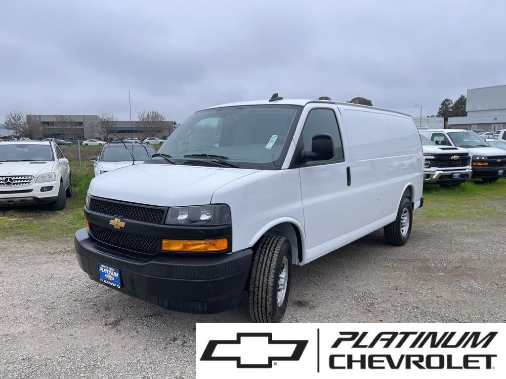 2025 Chevrolet Express Cargo 2500 WT
