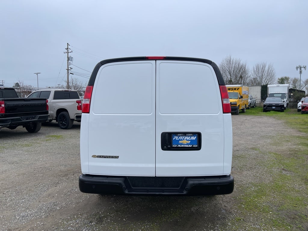 2025 Chevrolet Express Cargo 2500 WT