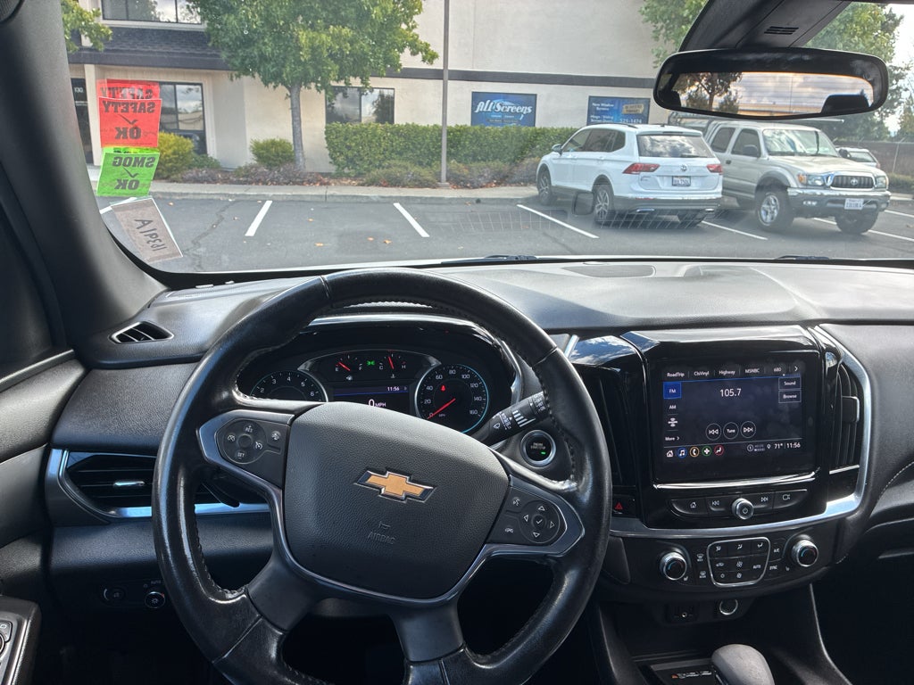 2022 Chevrolet Traverse LT Cloth