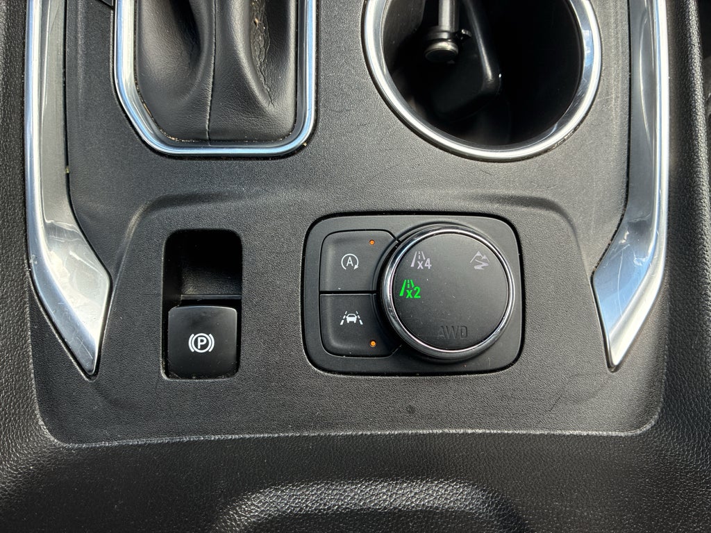 2022 Chevrolet Traverse LT Cloth