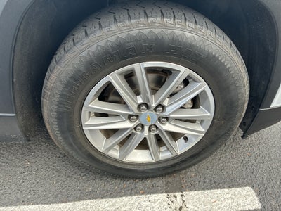 2022 Chevrolet Traverse LT Cloth