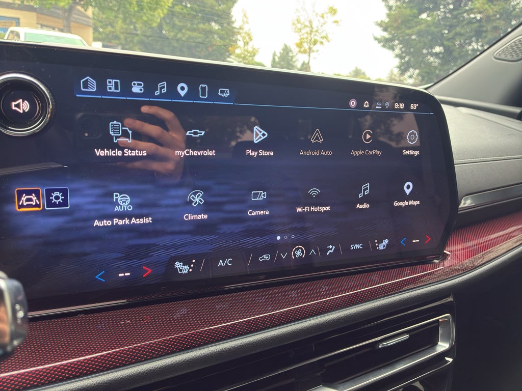 2025 Chevrolet Traverse Z71