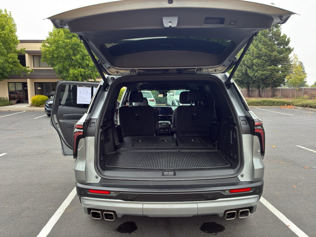 2025 Chevrolet Traverse Z71