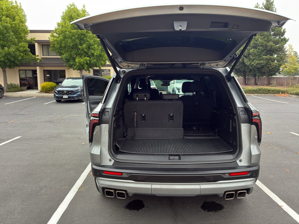 2025 Chevrolet Traverse Z71