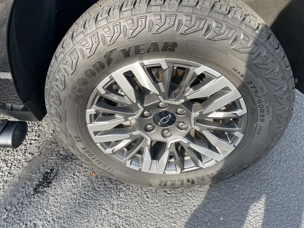 2025 Chevrolet Suburban Z71