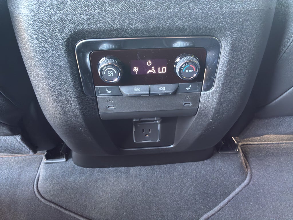 2025 Chevrolet Tahoe RST