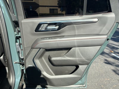 2025 Chevrolet Tahoe RST