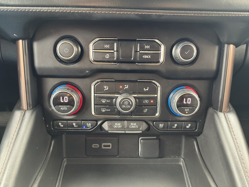 2023 Chevrolet Suburban High Country