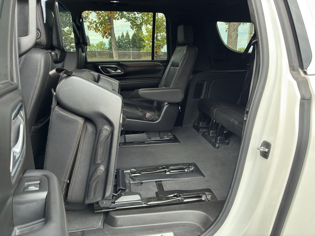 2023 Chevrolet Suburban High Country
