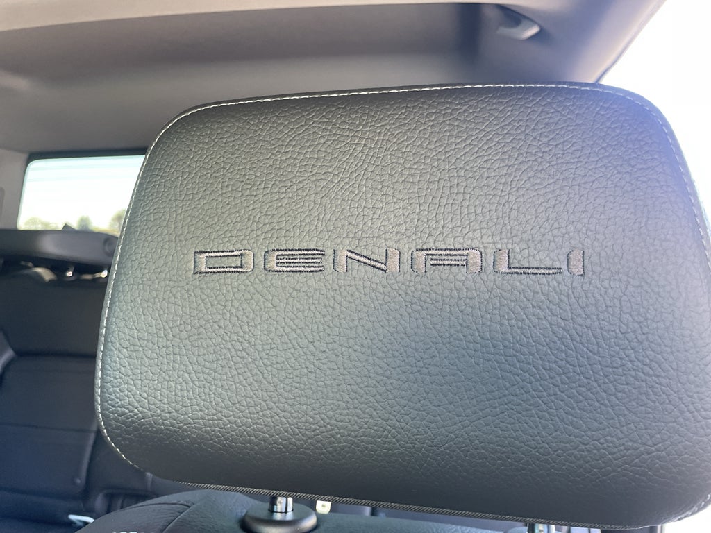 2023 GMC Sierra 2500 HD Denali