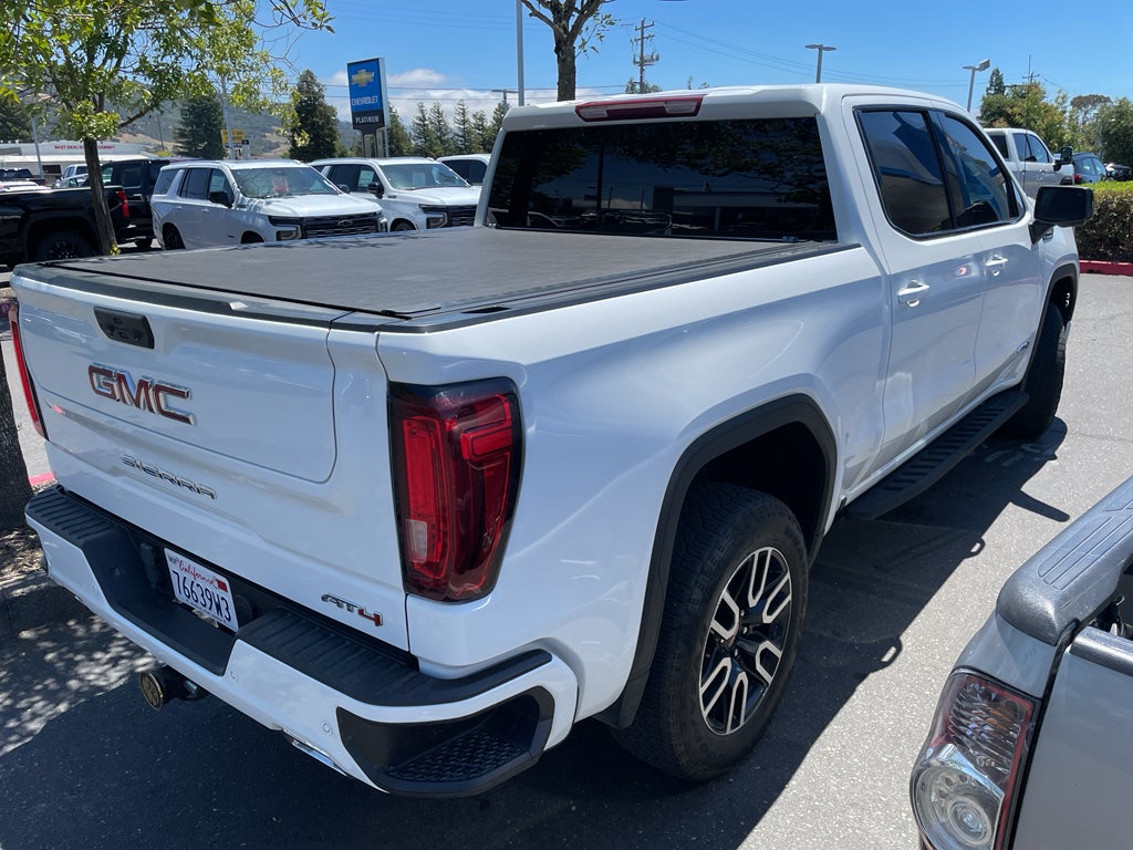 2023 GMC Sierra 1500 AT4