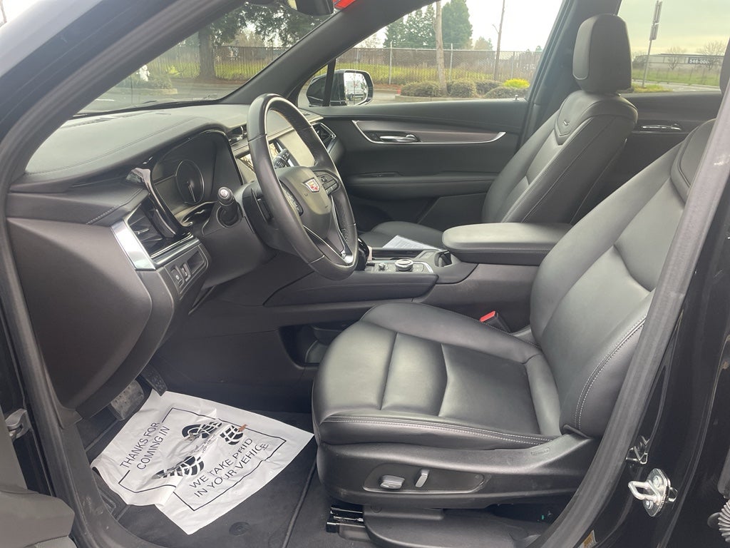 2023 Cadillac XT6 Luxury