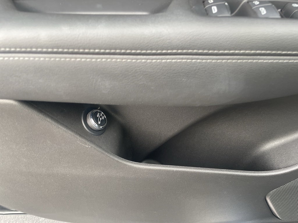 2023 Cadillac XT6 Luxury