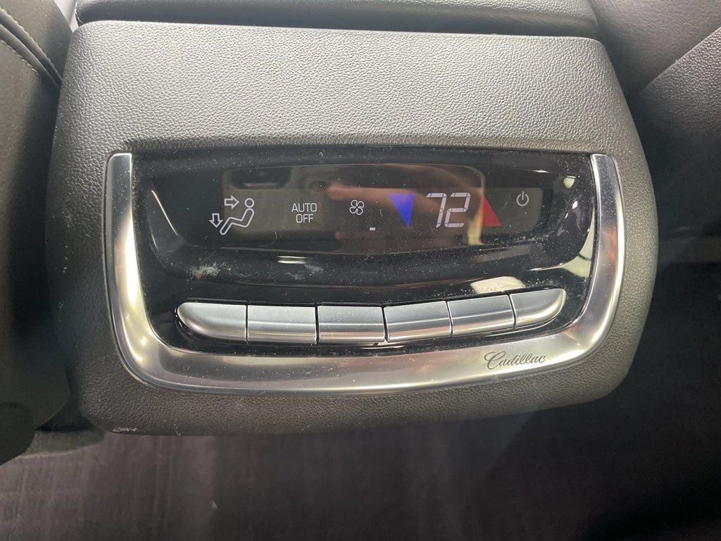 2023 Cadillac XT6 Luxury