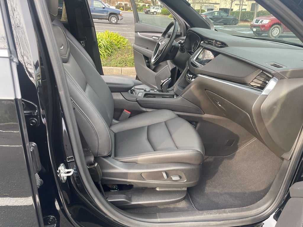 2023 Cadillac XT6 Luxury